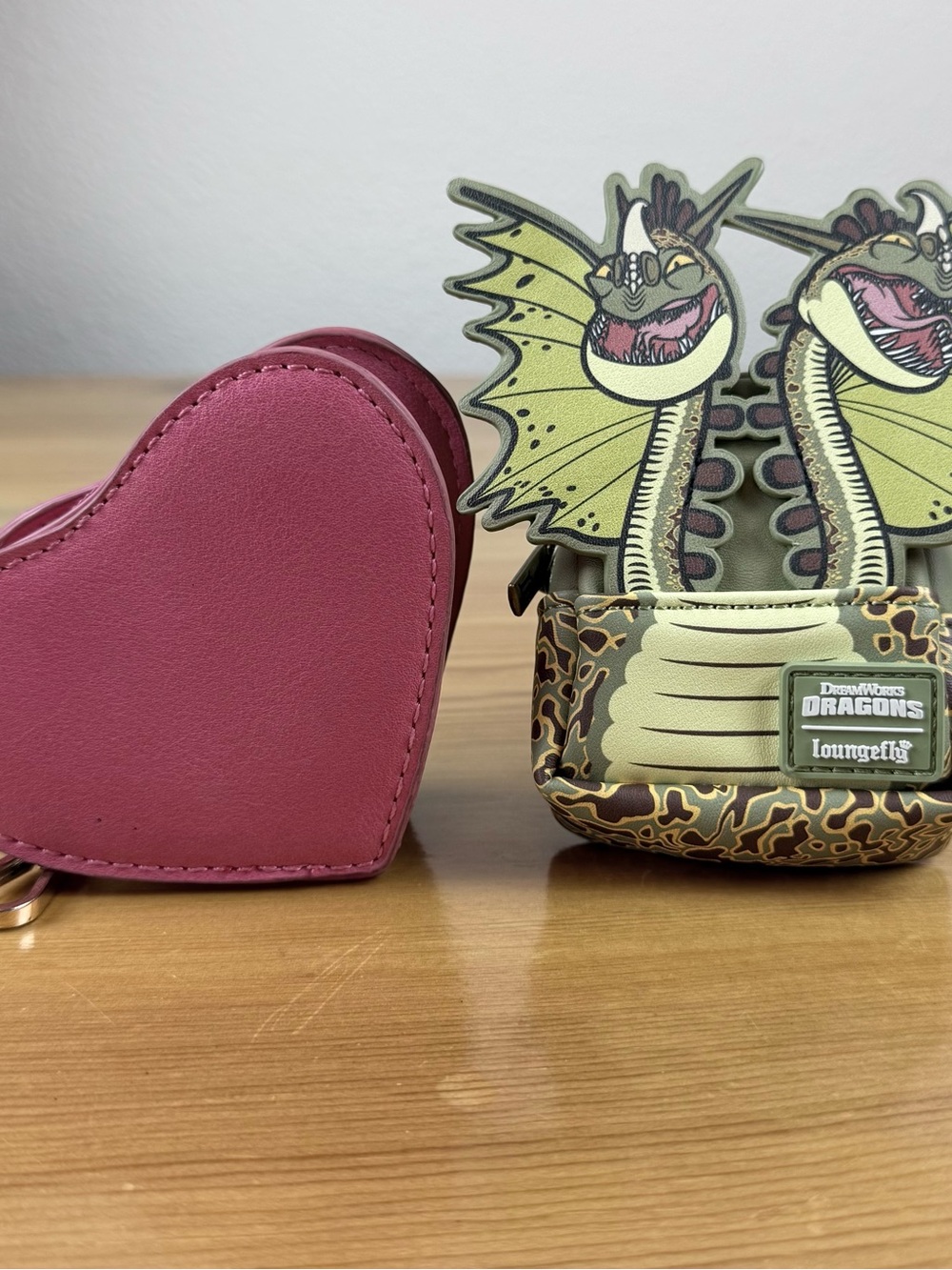 Dreamworks Hiccup and Toothless BP Pink Heart Coin Purse Bag Clips Coin Purse